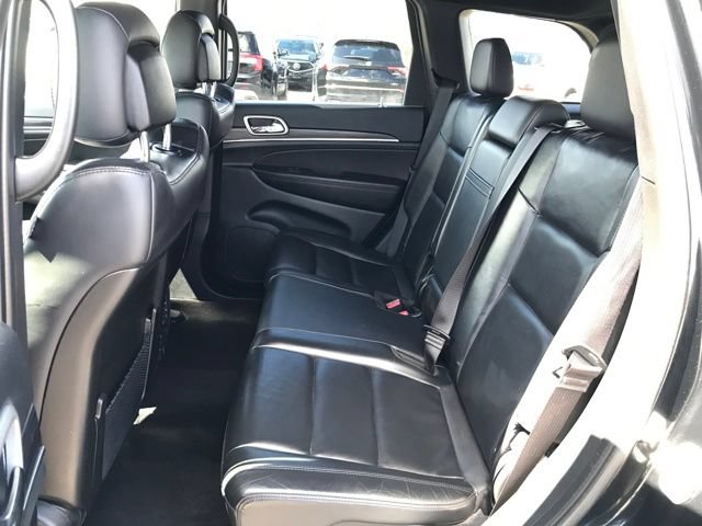 Used 2022 Jeep Grand Cherokee Limited w/ Technology Group AWD/4WD image 19