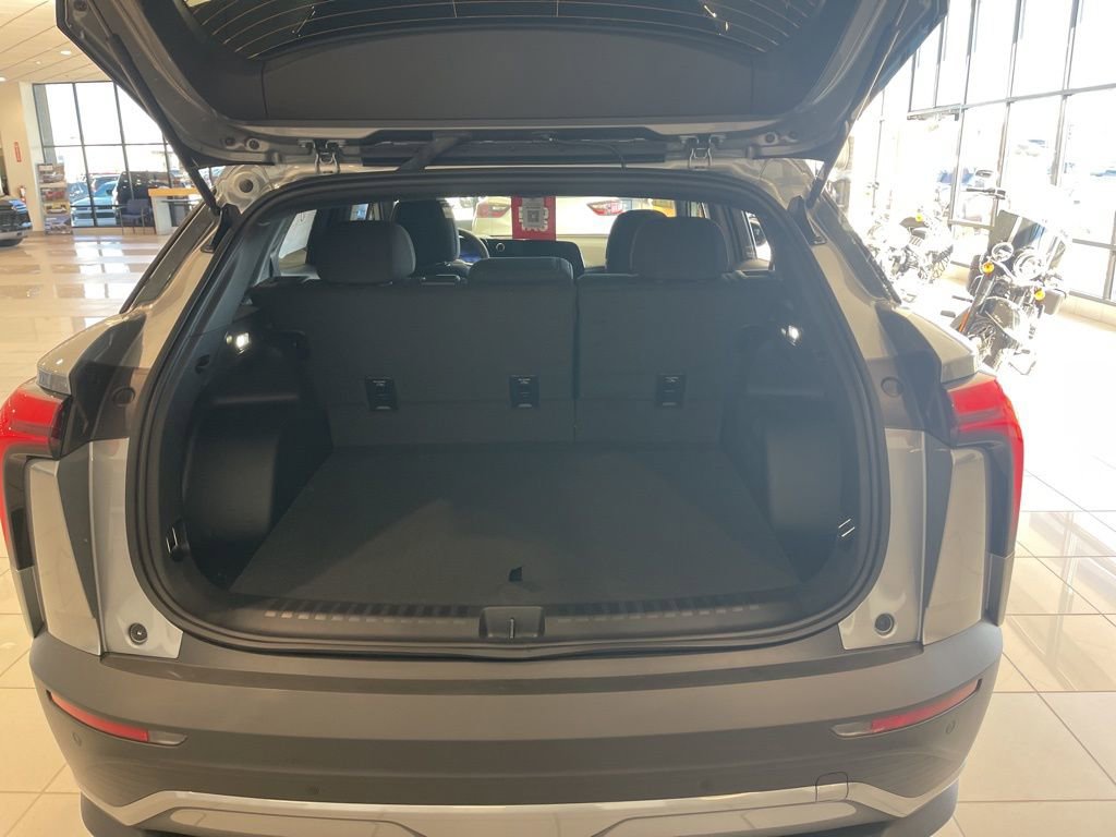 New 2025 Chevrolet Blazer EV LT AWD/4WD image 10