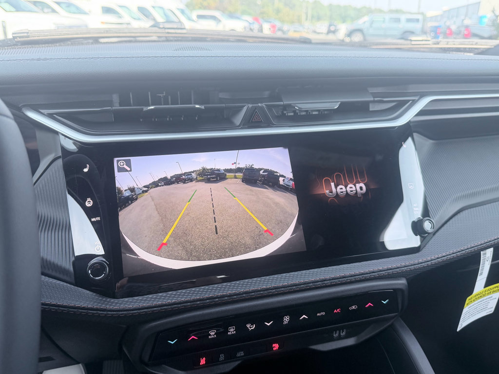 New 2026 Jeep Cherokee Overland AWD/4WD image 18