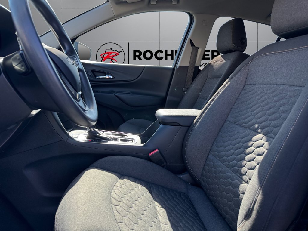 Used 2018 Chevrolet Equinox LT AWD/4WD image 10