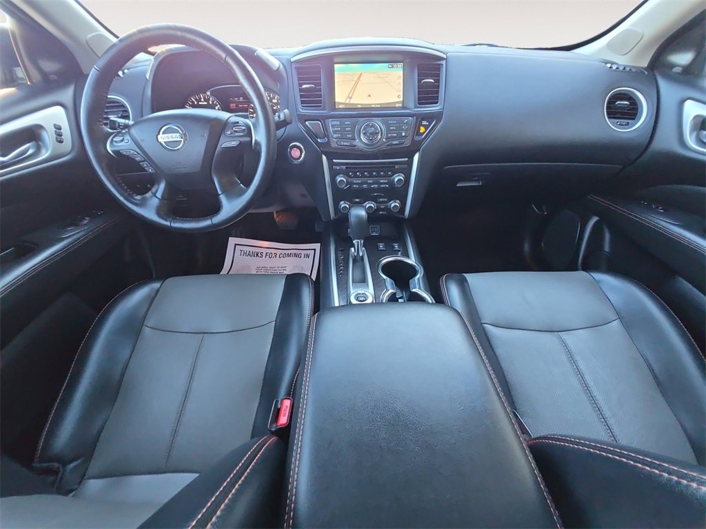 Used 2020 Nissan Pathfinder SL image 10