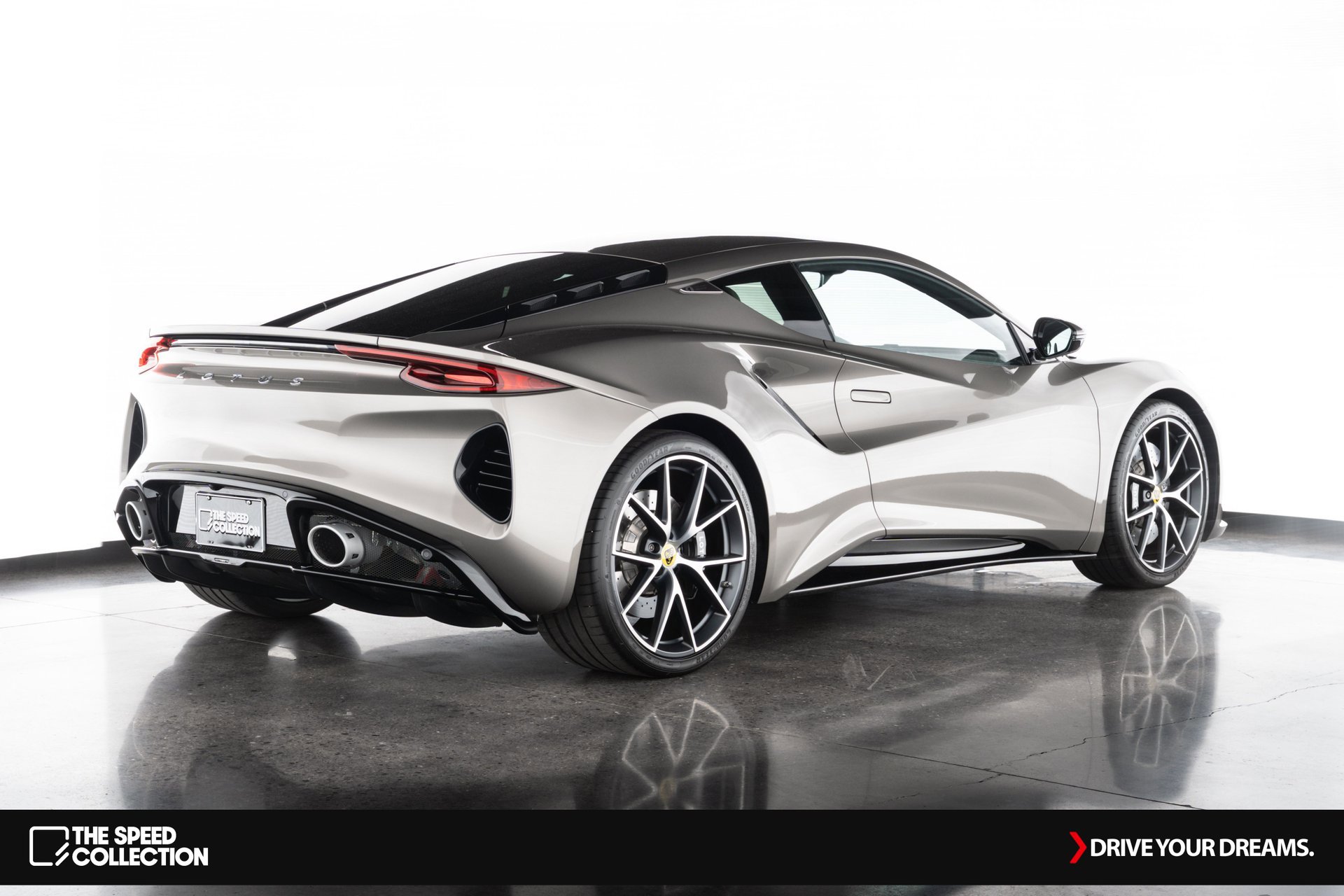 Used 2024 Lotus Emira First Edition image 8