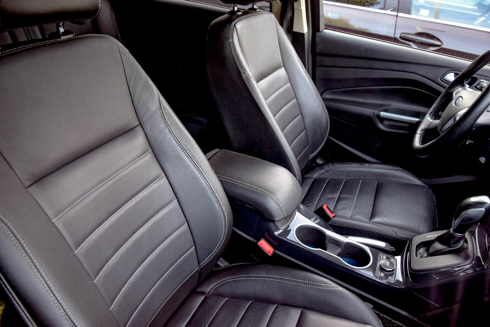 Used 2014 Ford Escape Titanium AWD/4WD image 9