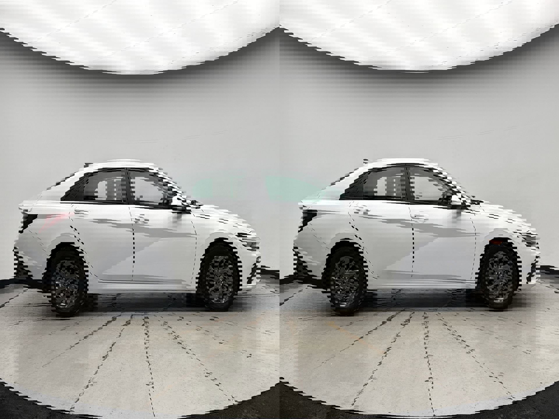 Used 2024 Hyundai Elantra SEL image 6