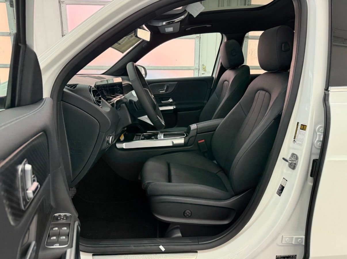 New 2026 Mercedes-Benz GLB 250 image 5