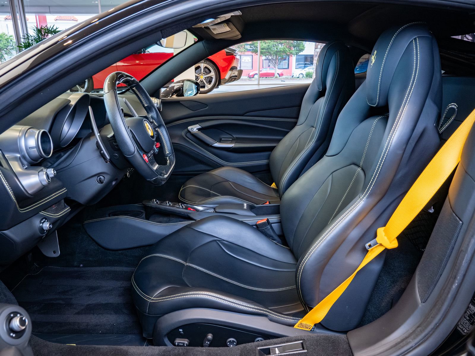 Used 2021 Ferrari F8 Tributo image 10