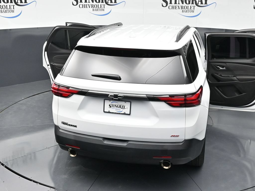 Used 2023 Chevrolet Traverse RS FWD image 38
