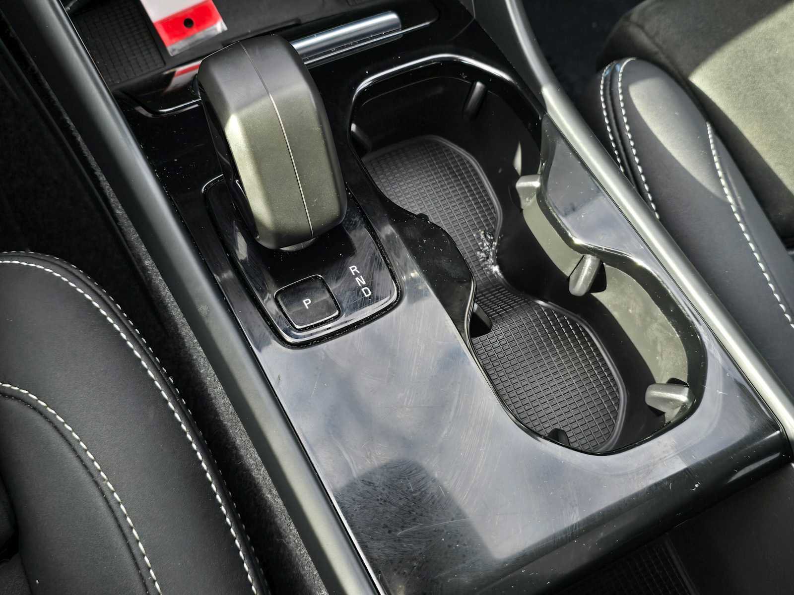 Used 2023 Volvo C40 P8 Recharge Ultimate image 26