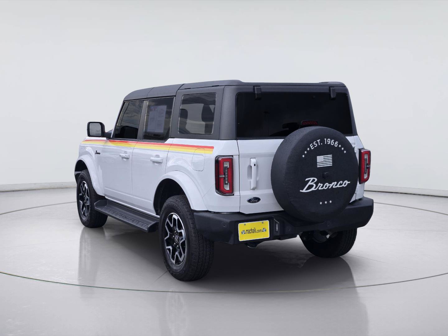 Certified 2025 Ford Bronco Outer Banks AWD/4WD image 6