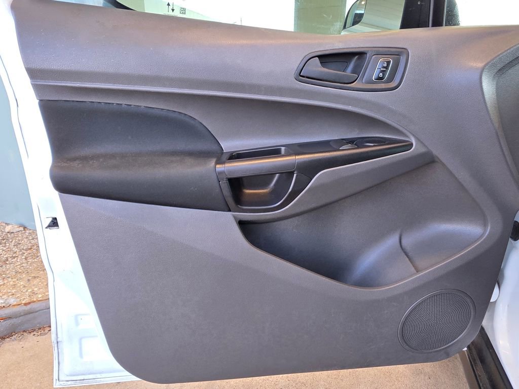 Used 2022 Ford Transit Connect XL image 11