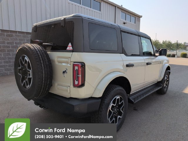 New 2026 Ford Bronco Outer Banks AWD/4WD image 3