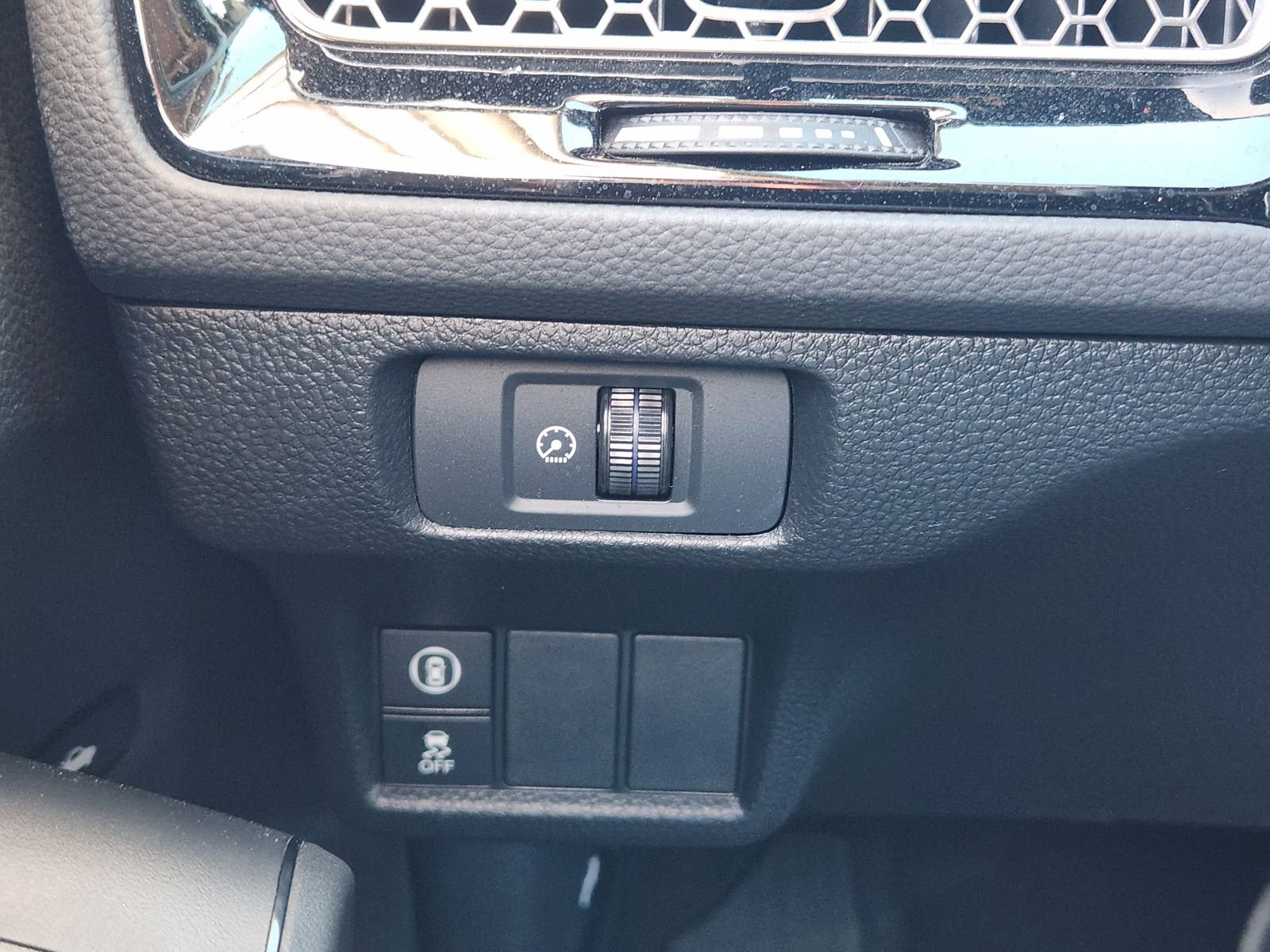 Used 2024 Honda Civic LX image 24