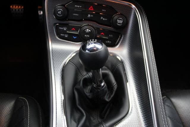 Used 2016 Dodge Challenger SRT Hellcat image 16