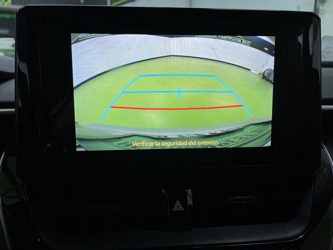 Used 2024 Toyota Corolla LE image 21