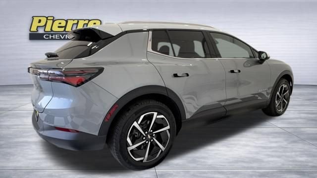 New 2026 Chevrolet Equinox EV LT FWD image 7