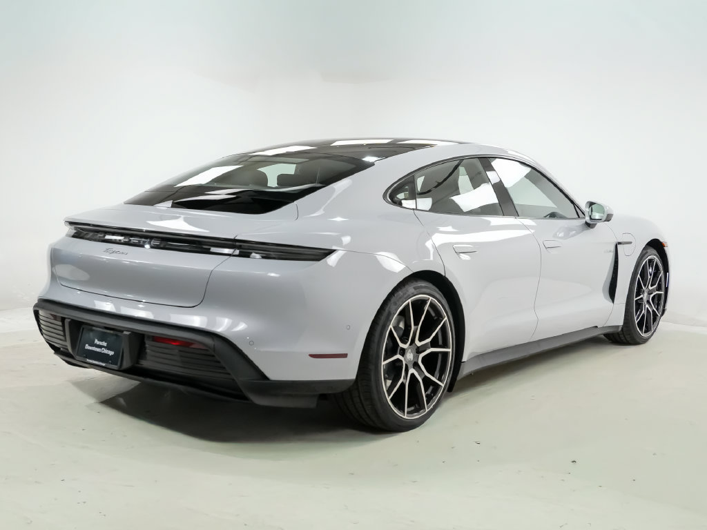 Used 2026 Porsche Taycan RWD image 12
