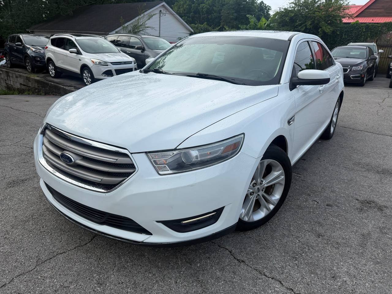 Used 2014 Ford Taurus SEL AWD/4WD image 3