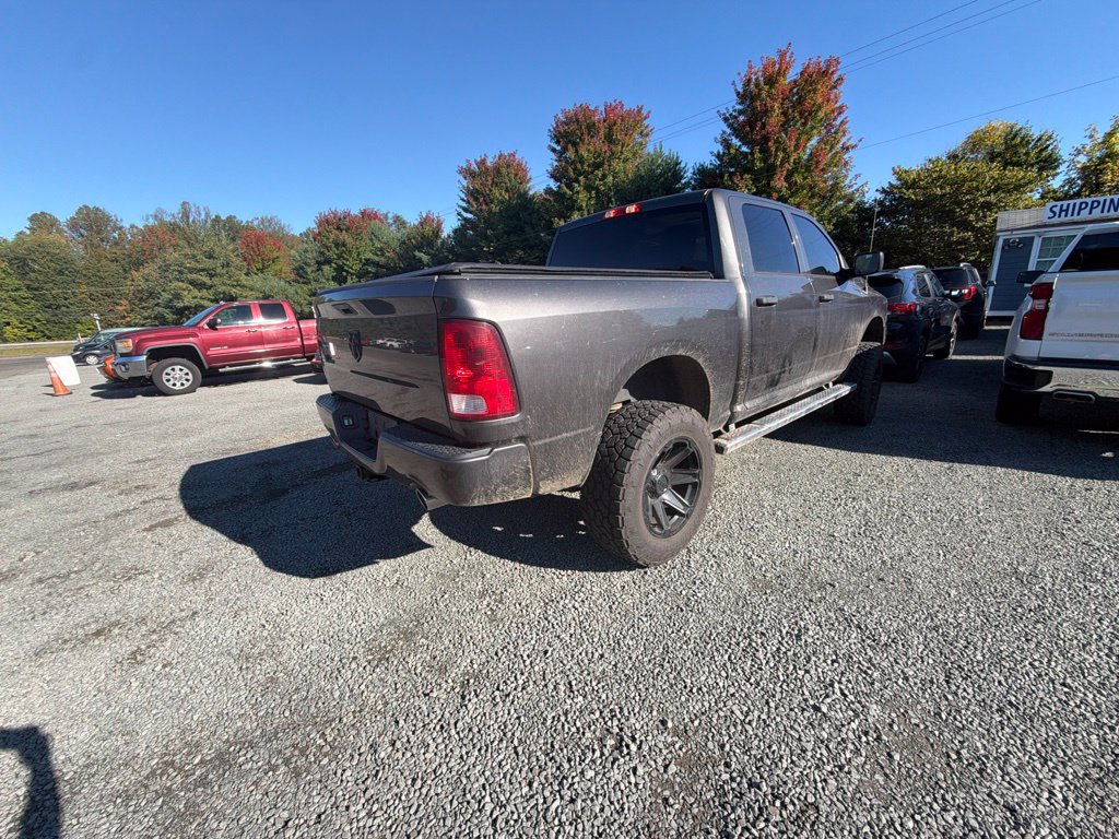 Used 2017 RAM 1500 Express AWD/4WD image 7