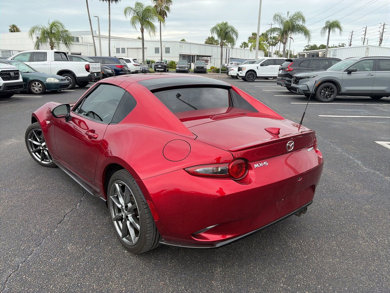 Used 2020 MAZDA MX-5 Miata RF Grand Touring RWD image 5