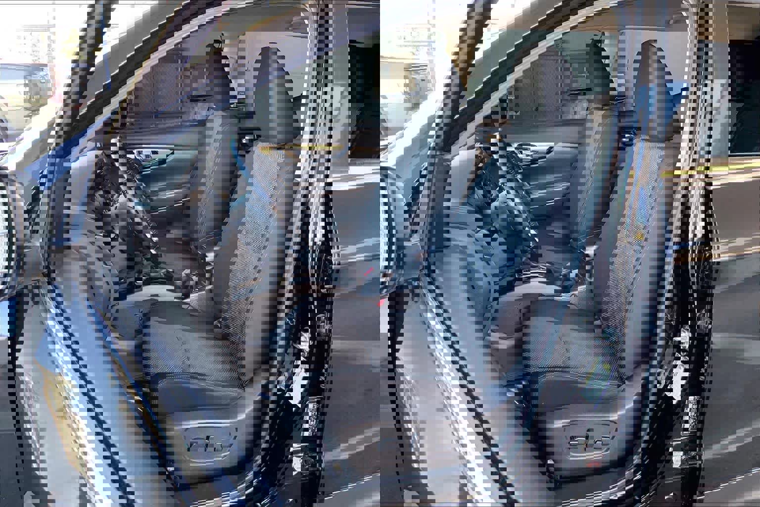 Used 2022 Nissan Rogue Sport SV image 8