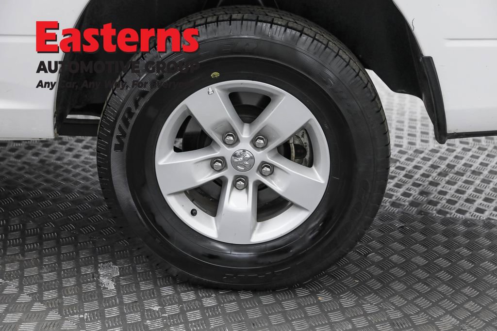 Used 2024 RAM 1500 Classic SLT image 32