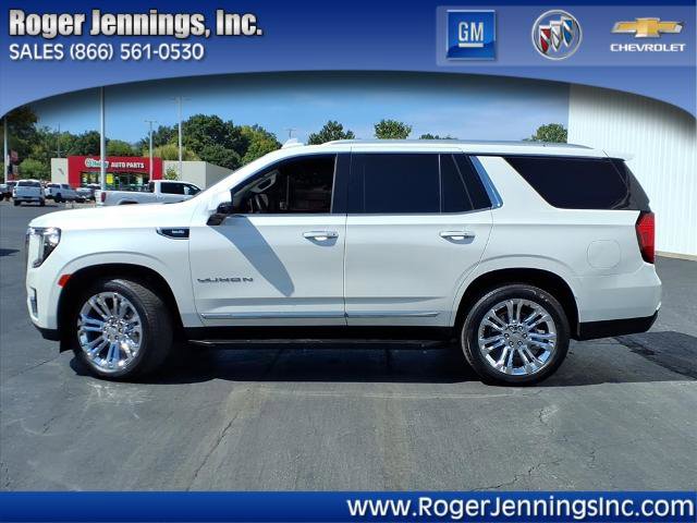 Used 2023 GMC Yukon SLT w/ SLT Premium Package image 2