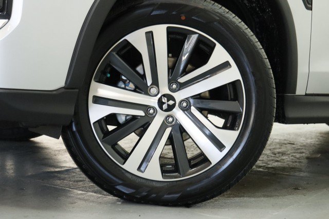 New 2027 Mitsubishi Outlander Sport ES AWD/4WD image 3
