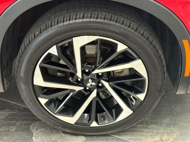 Used 2024 Mitsubishi Outlander SE image 72