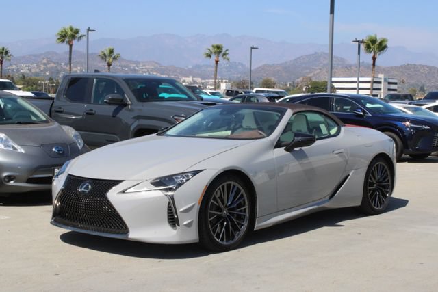 Certified 2026 Lexus LC 500 Convertible RWD image 3