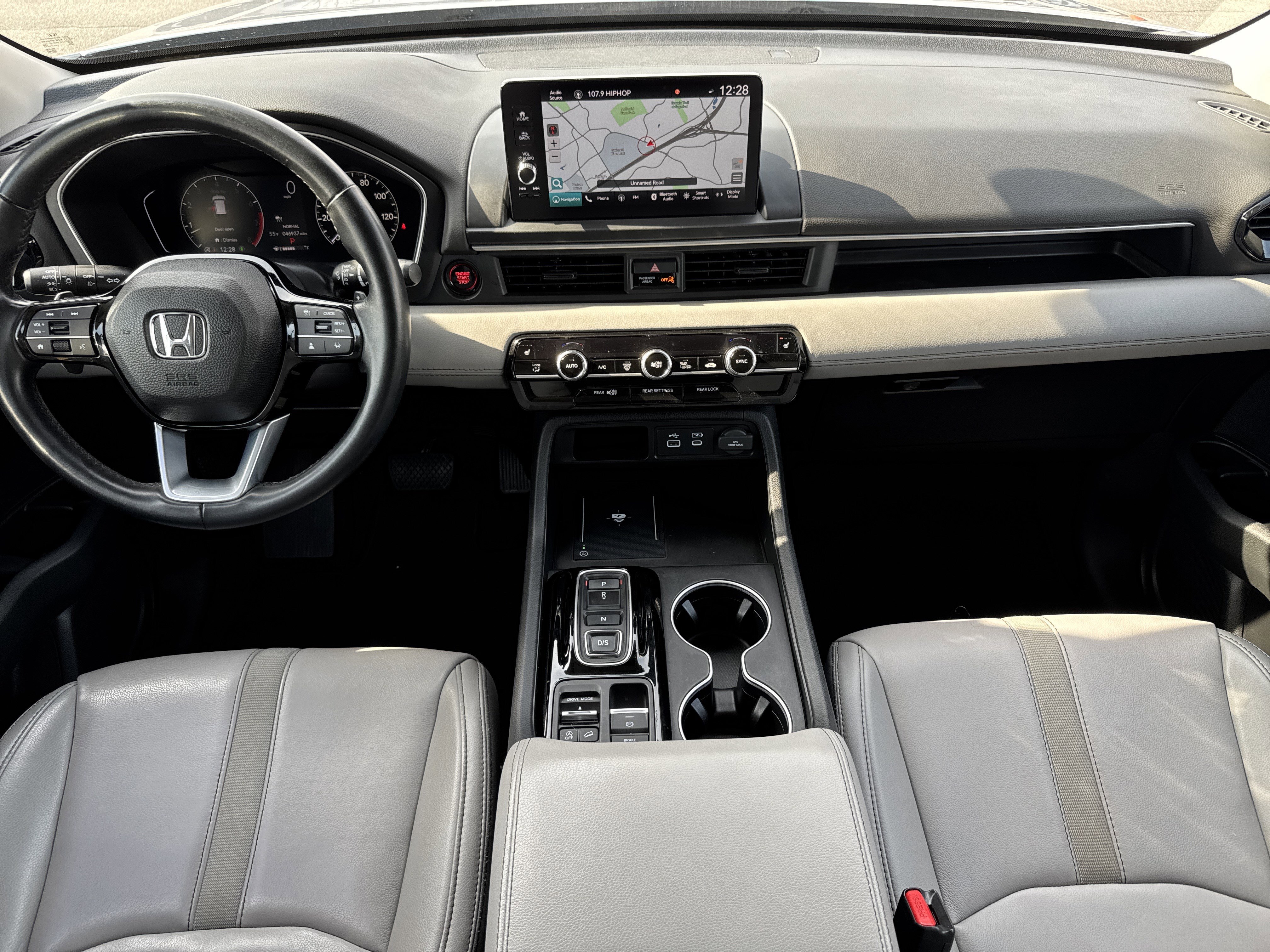 Used 2024 Honda Pilot Touring image 28