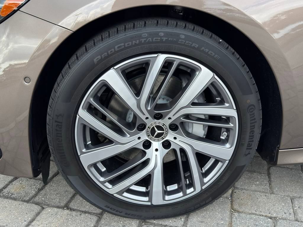 New 2026 Mercedes-Benz E 350 4MATIC Sedan image 13