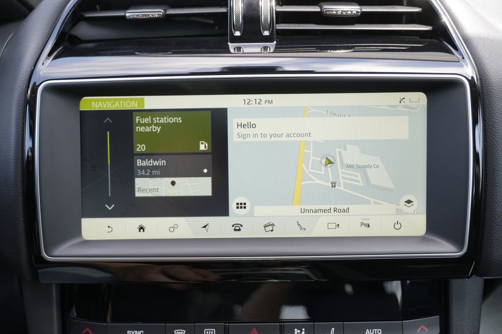 Used 2019 Jaguar F-PACE Premium image 62