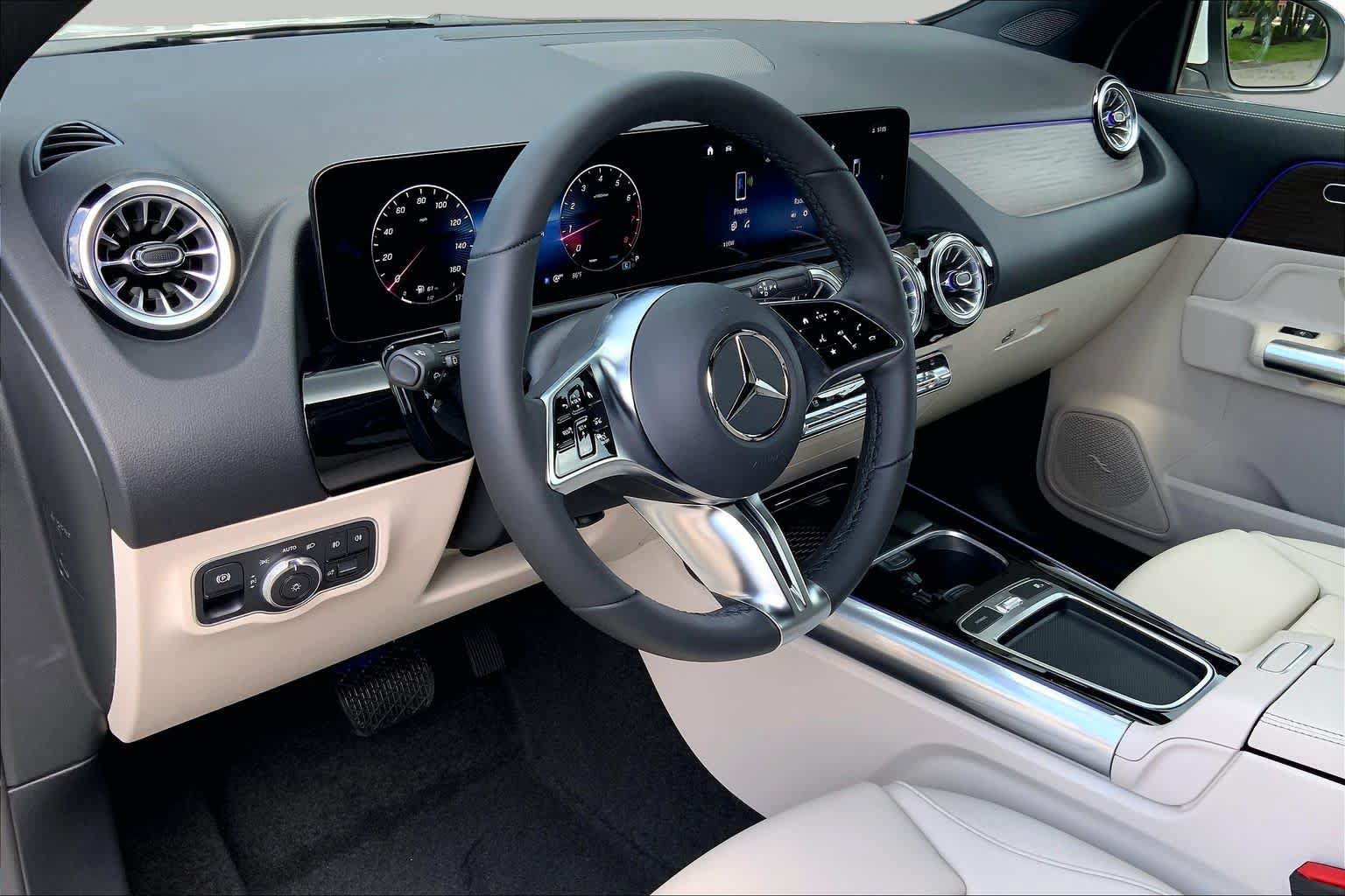New 2026 Mercedes-Benz GLA 250 4MATIC image 9