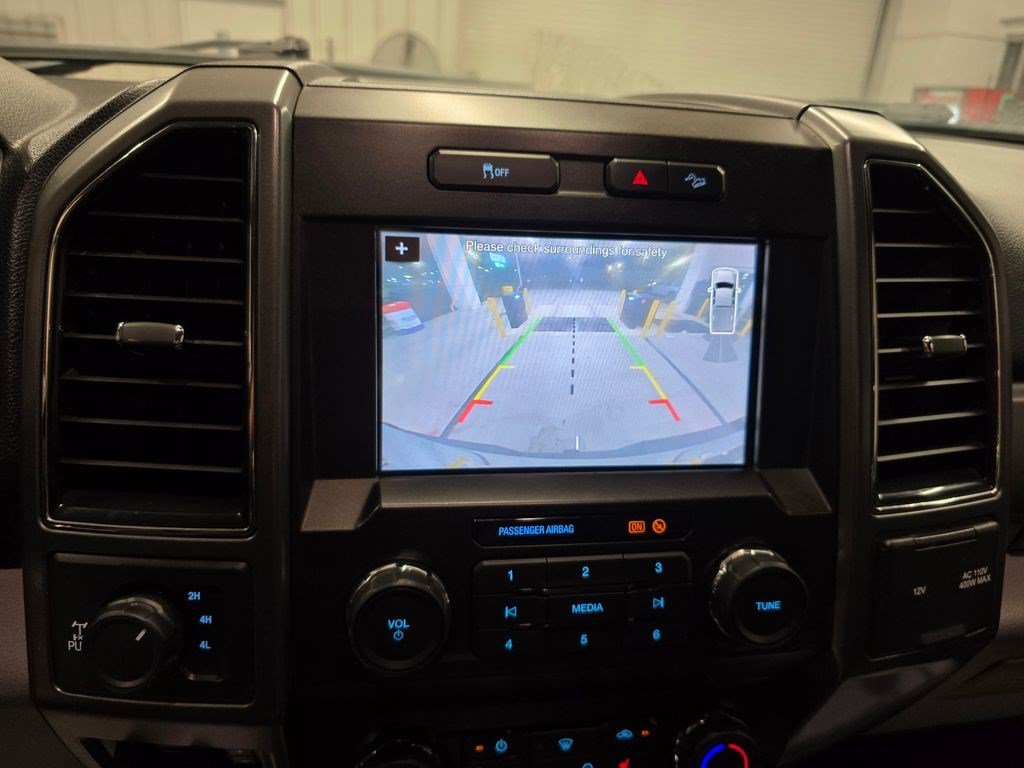 Used 2019 Ford F250 XLT w/ XLT Premium Package AWD/4WD image 28