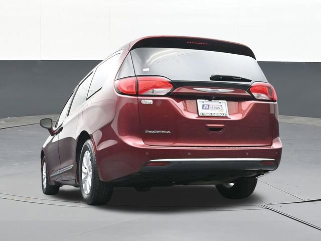 Used 2019 Chrysler Pacifica Touring-L image 47