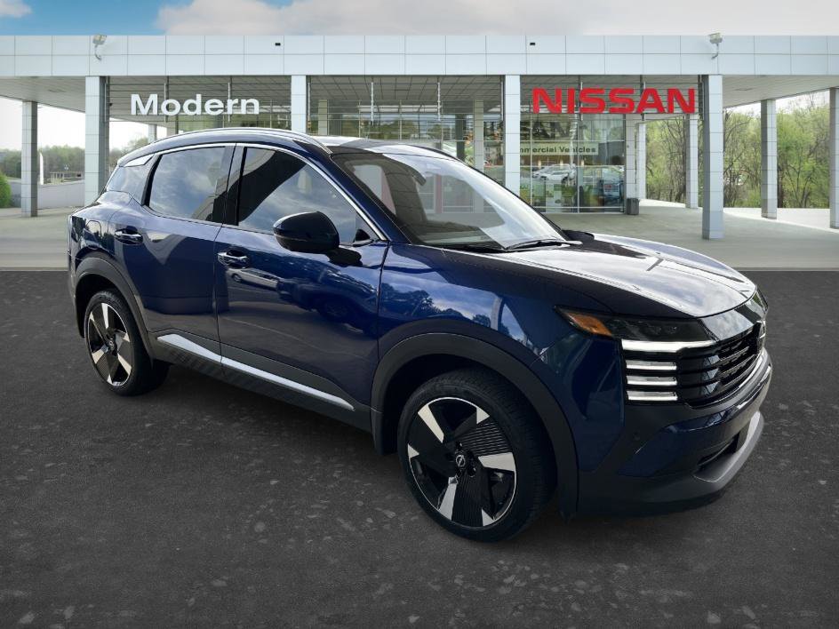 Certified 2025 Nissan Kicks SR FWD image 7