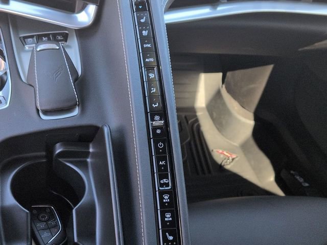 Used 2025 Chevrolet Corvette Stingray Preferred Conv w/ 2LT image 22