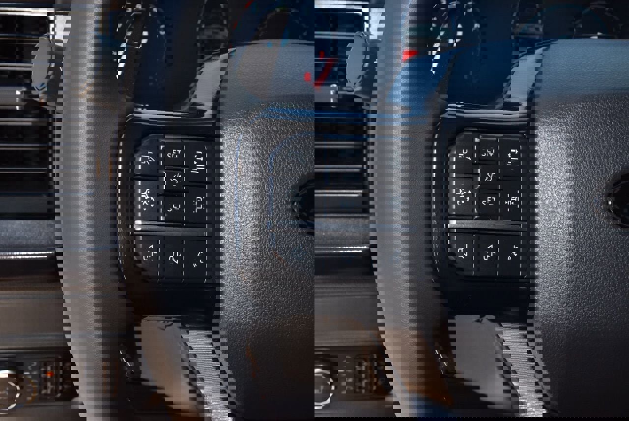 Used 2025 Ford F150 Raptor w/ Equipment Group 803A Raptor R AWD/4WD image 23