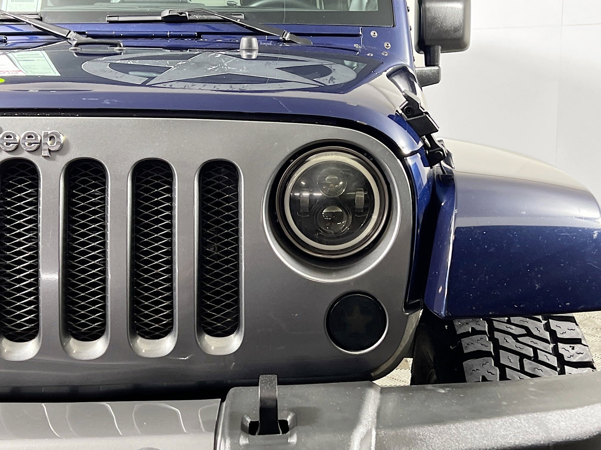 Used 2012 Jeep Wrangler Unlimited Freedom Edition image 12