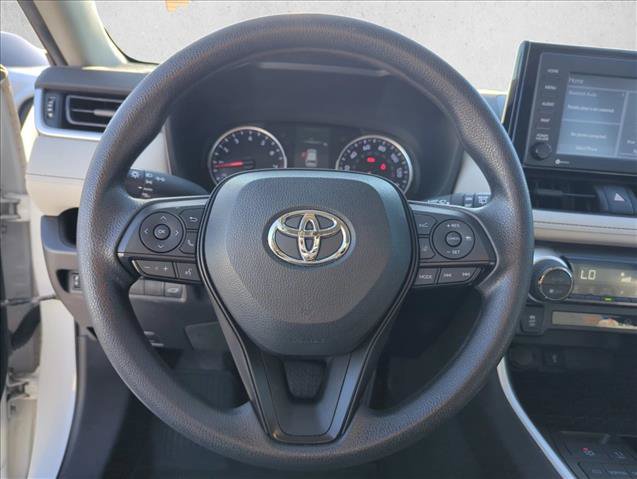 Certified 2022 Toyota RAV4 XLE w/ Convenience Package FWD image 17