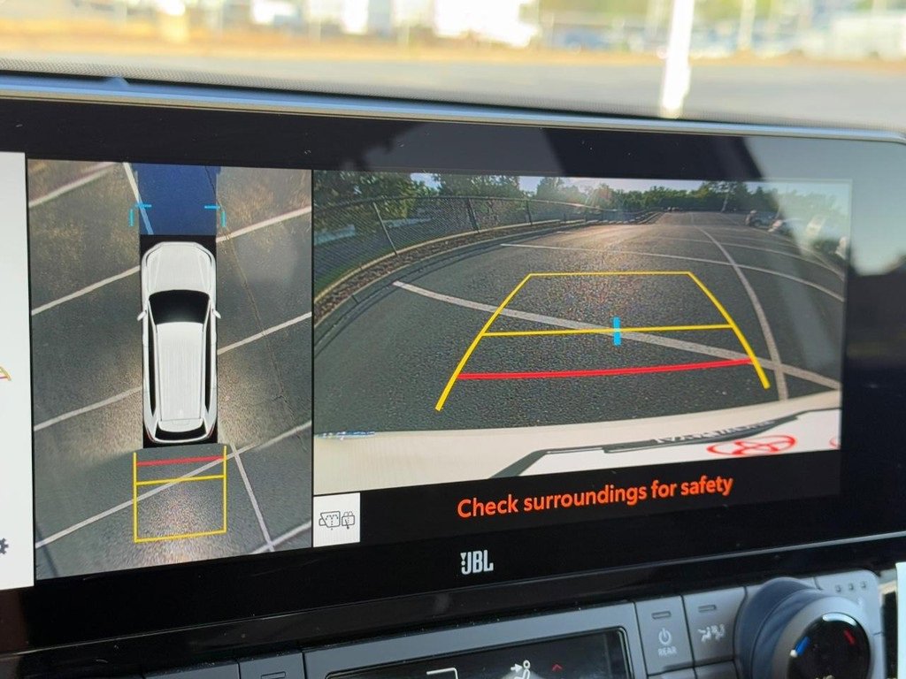 Used 2024 Toyota Grand Highlander AWD Hybrid image 22