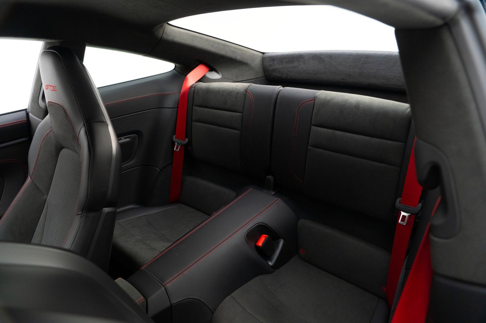 Certified 2025 Porsche 911 Carrera GTS image 20