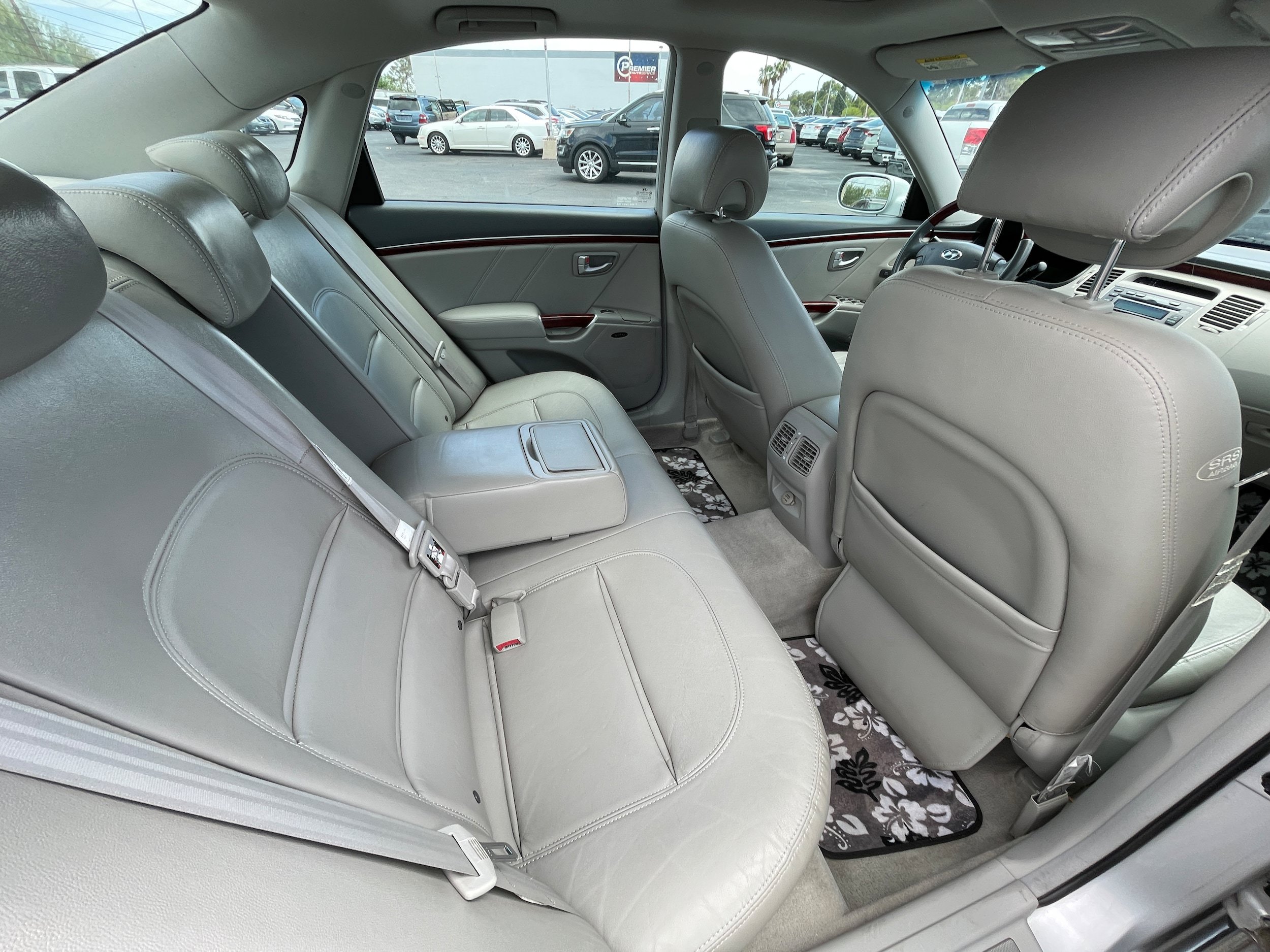 Used 2006 Hyundai Azera Limited FWD image 21