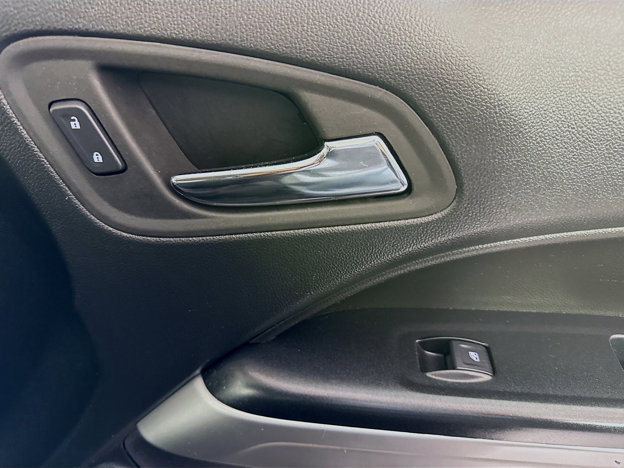 Used 2022 Chevrolet Colorado LT w/ Fleet Safety Package image 30