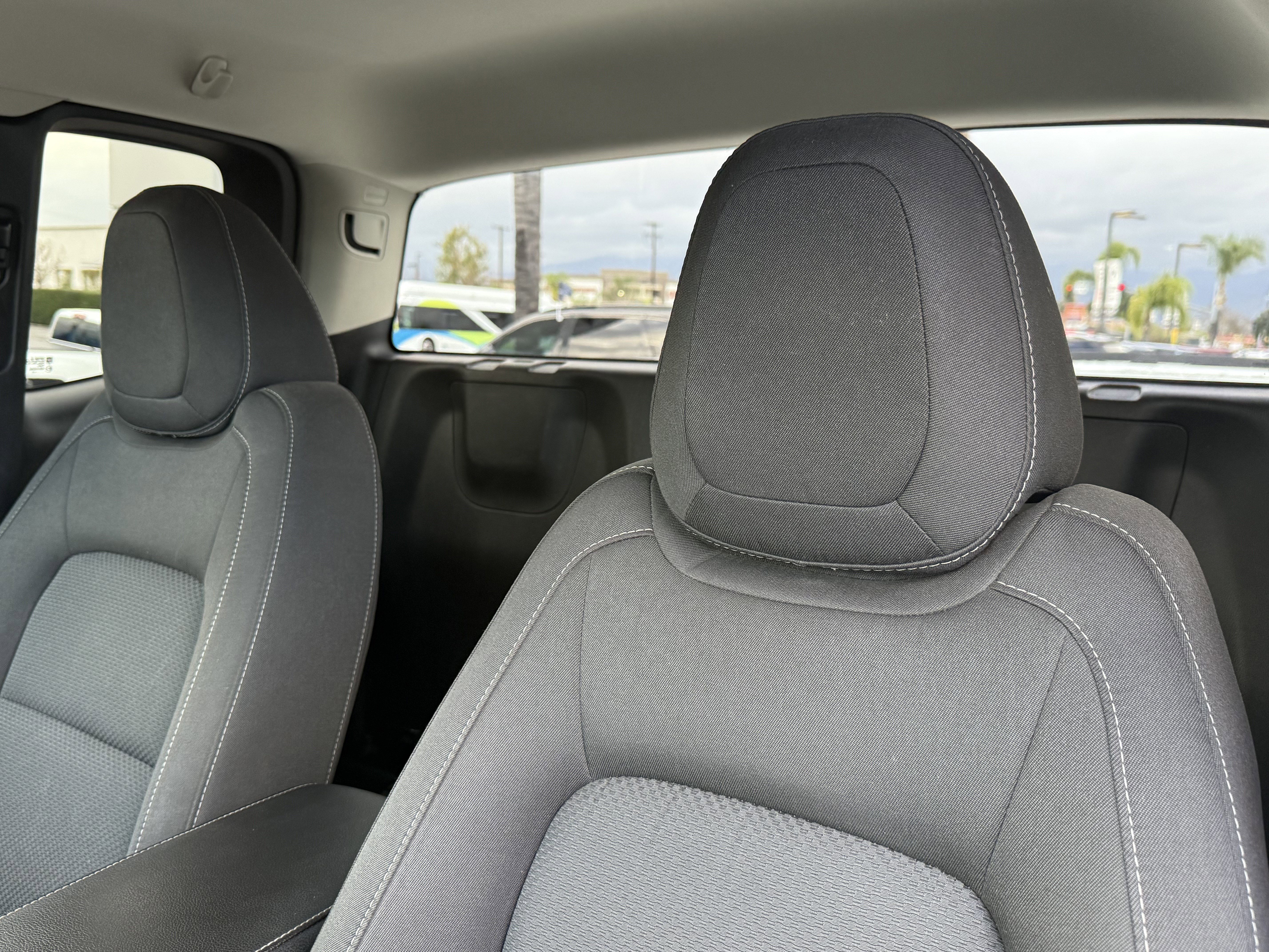 Used 2022 Chevrolet Colorado LT w/ Fleet Safety Package image 15