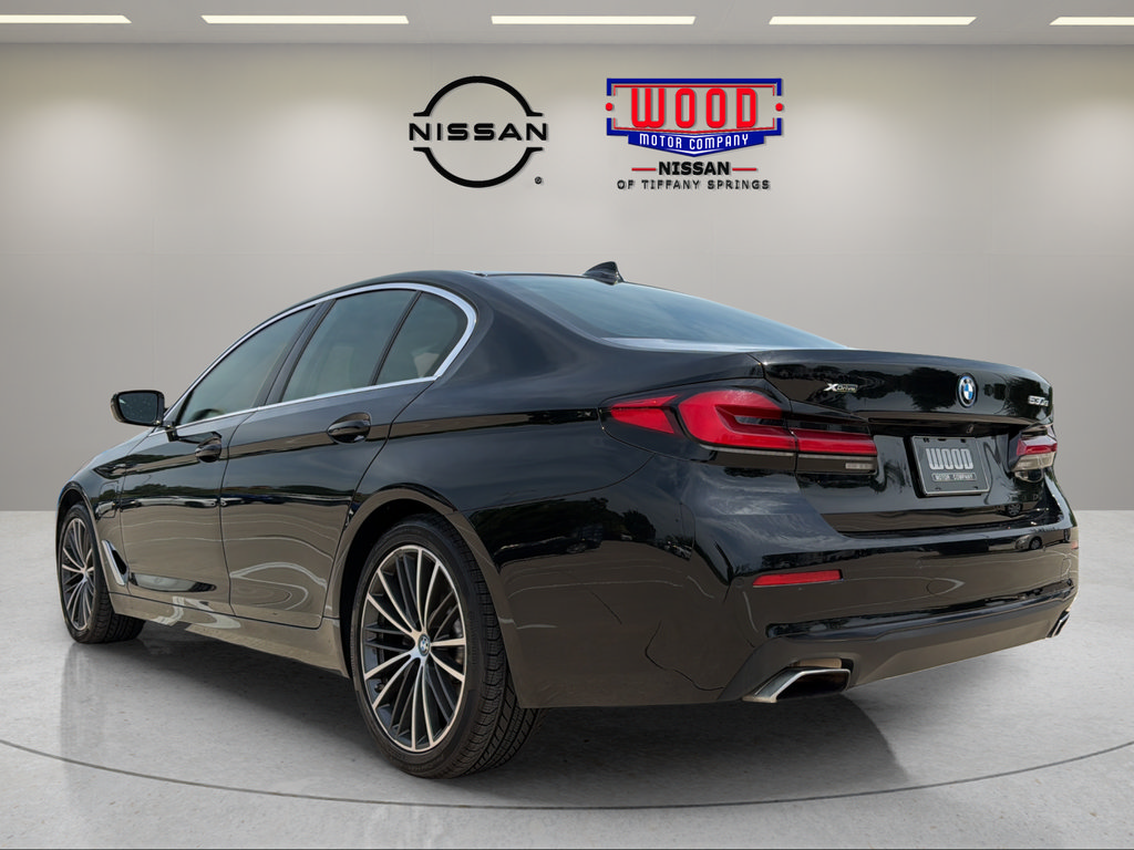 Used 2023 BMW 530e xDrive AWD/4WD image 4