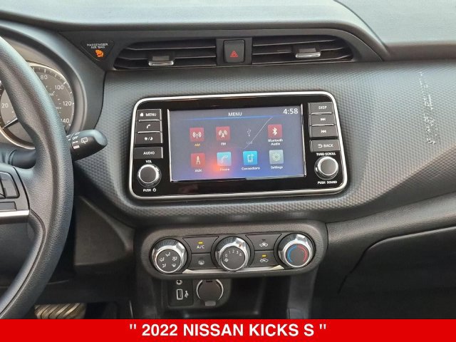 Certified 2022 Nissan Kicks S FWD image 31