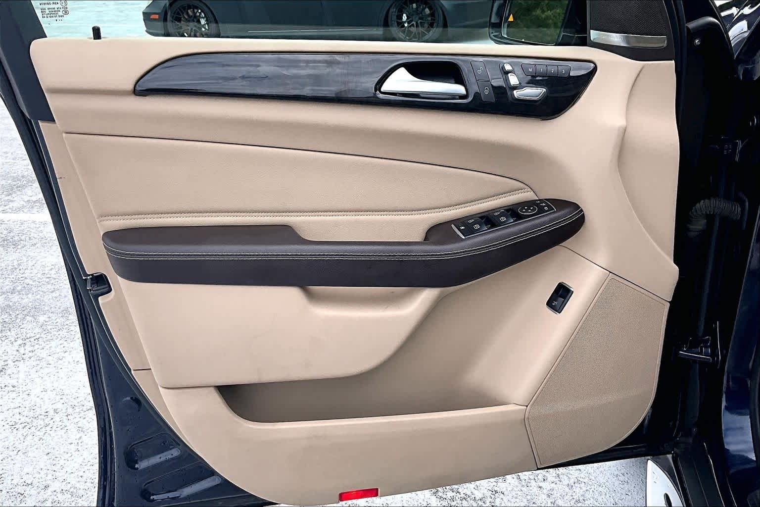 Used 2016 Mercedes-Benz GLE 350 image 18