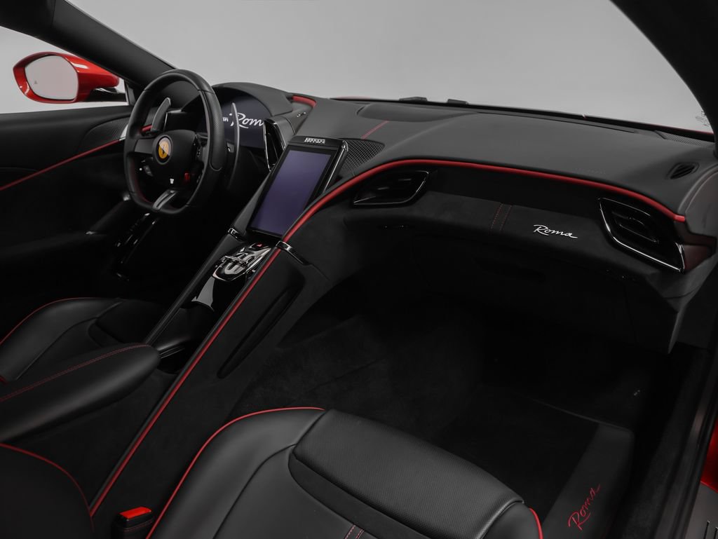 Certified 2022 Ferrari Roma RWD image 31