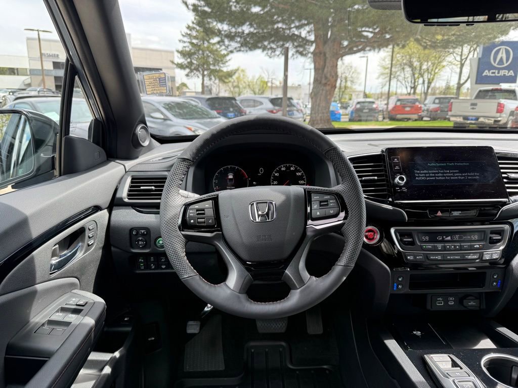 Certified 2026 Honda Ridgeline Black Edition image 4